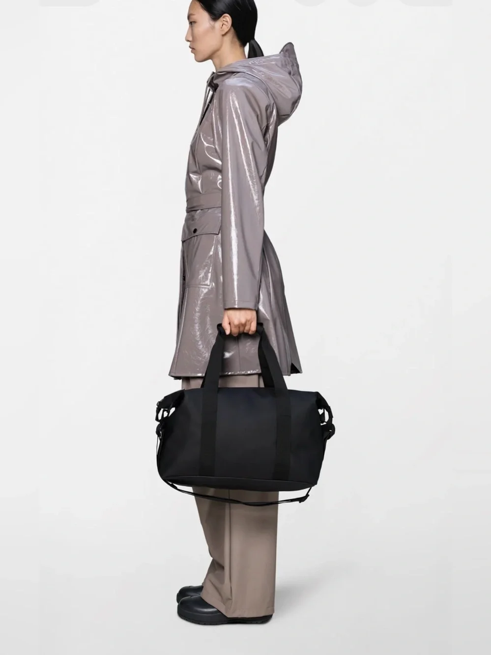 NWT RAINS Hilo Weekend Bag Small Black